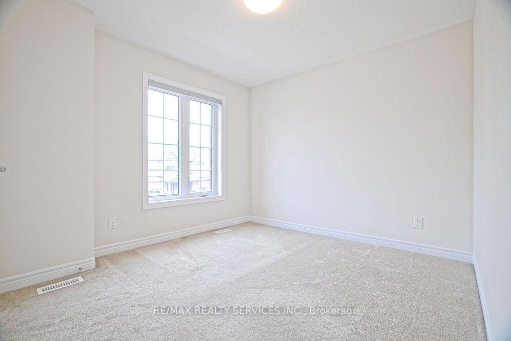 Photo 24 of 80 Gloria Street, Kitchener — HOMEH