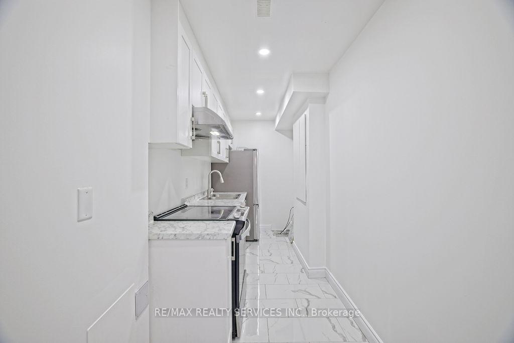 Photo 30 of 80 Gloria Street, Kitchener — HOMEH