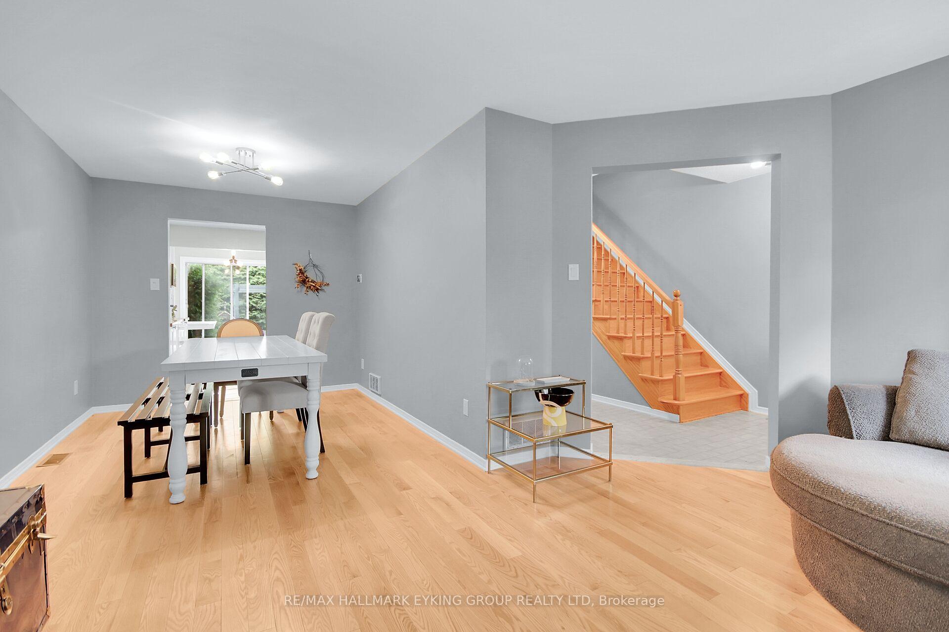 Photo 8 of 101 Mcgibbon Drive, Ottawa, Kanata - Katimavik — HOMEH
