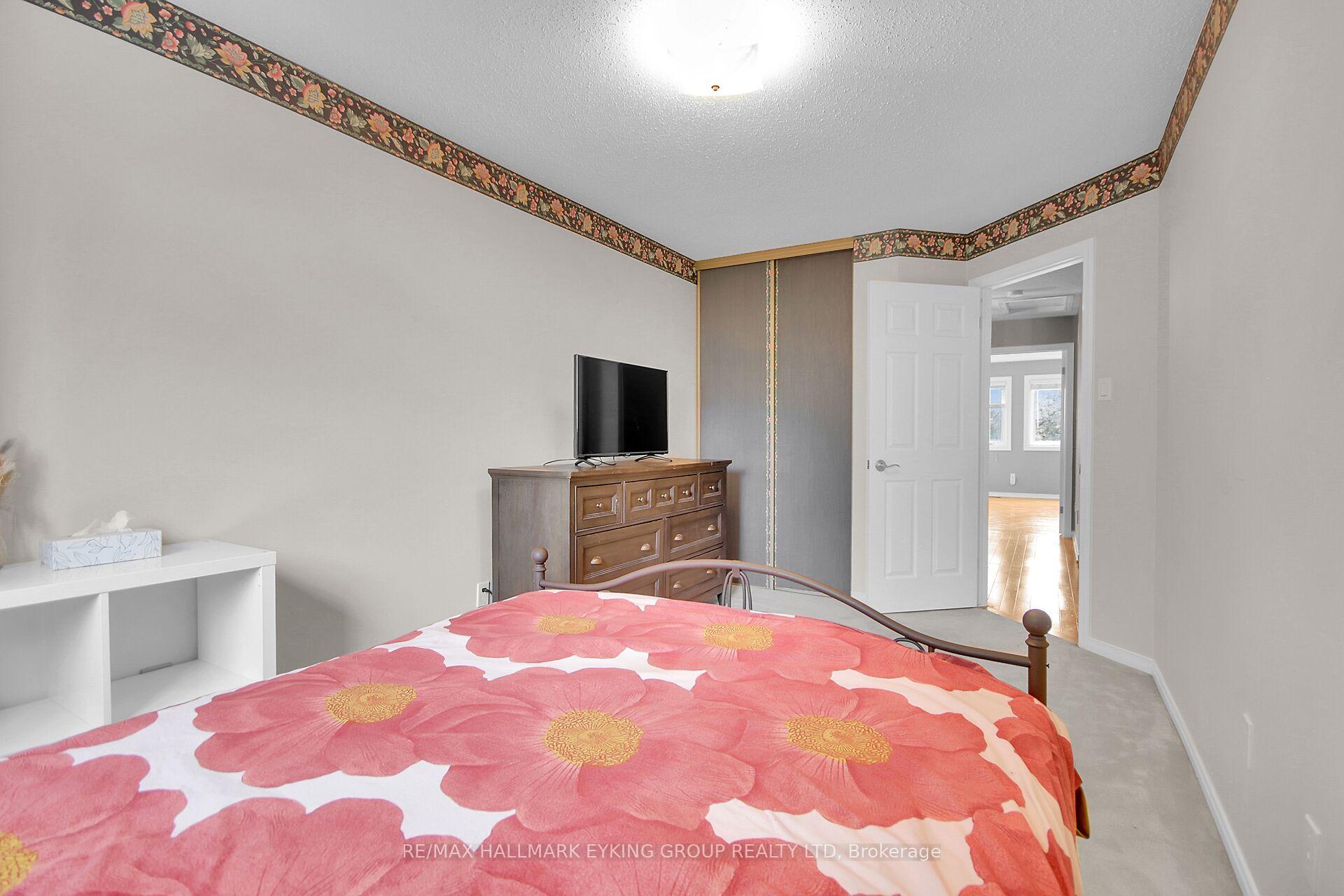 Photo 39 of 101 Mcgibbon Drive, Ottawa, Kanata - Katimavik — HOMEH