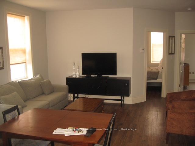 Photo 5 of Unit 3, 181 Main Street E, Milton, Old Milton — HOMEH