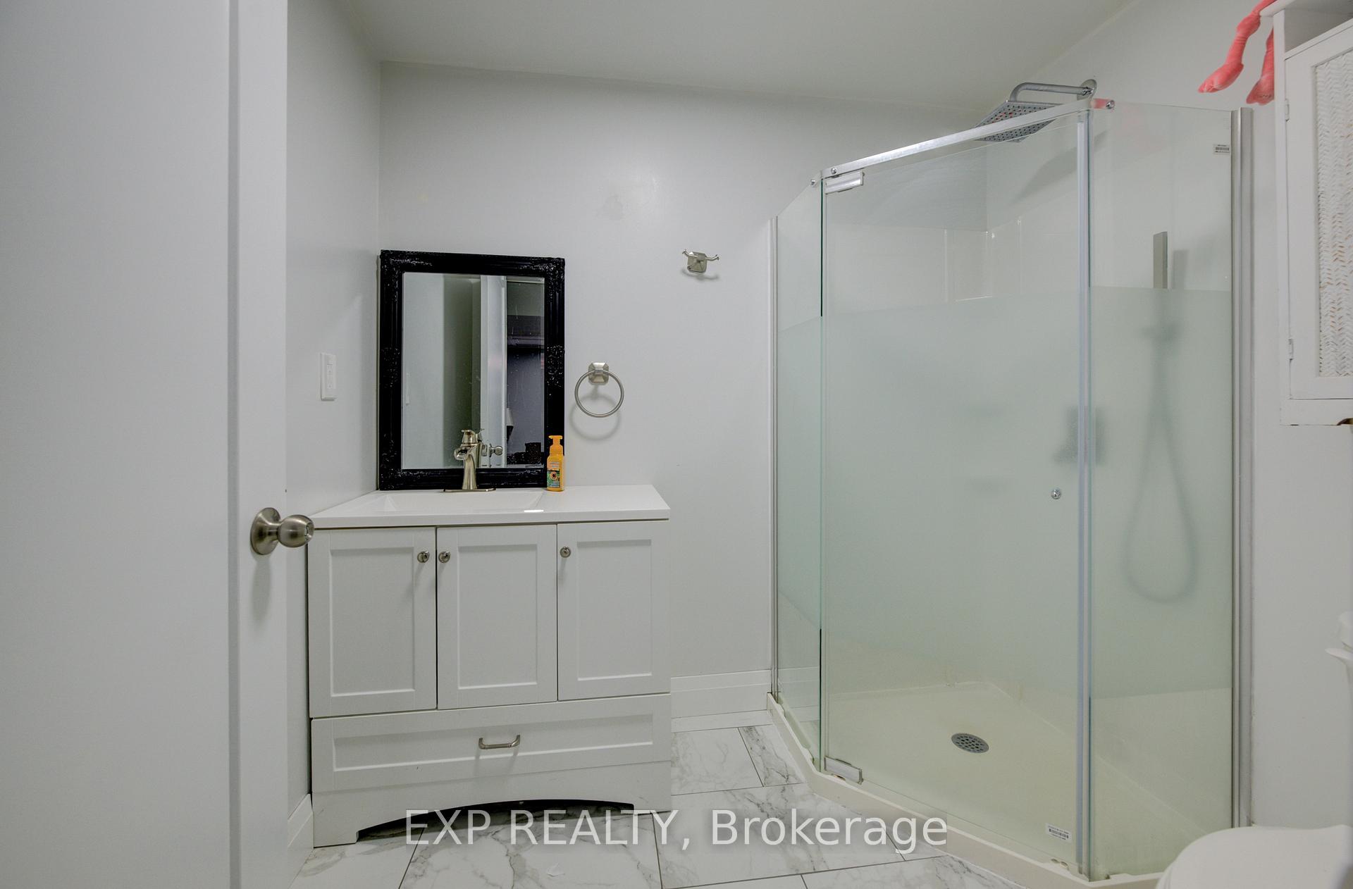 Photo 27 of 121 Bridge Crescent, Minto — HOMEH