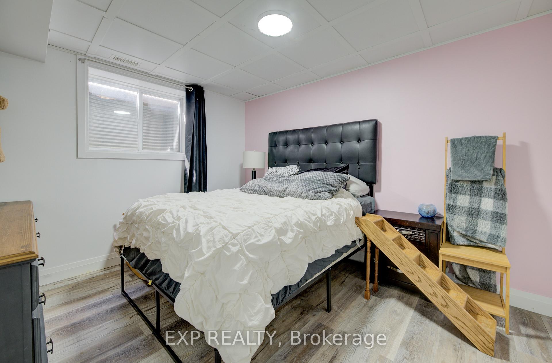 Photo 28 of 121 Bridge Crescent, Minto — HOMEH