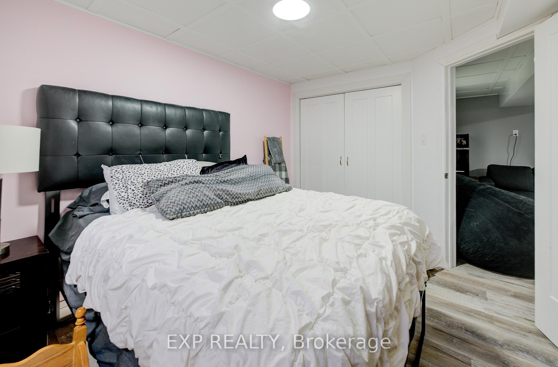 Photo 29 of 121 Bridge Crescent, Minto — HOMEH