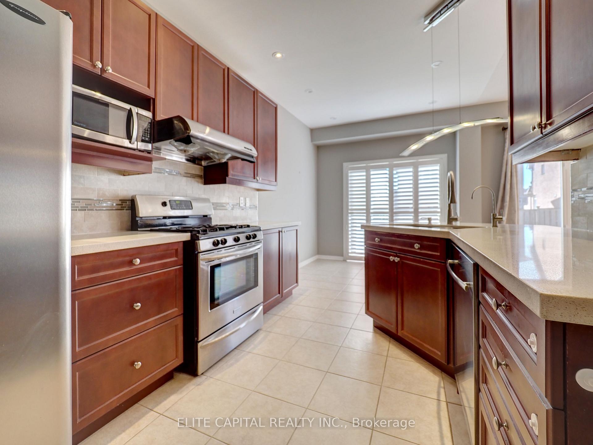 Photo 8 of 13 Wilcliff Court, Markham, Greensborough — HOMEH
