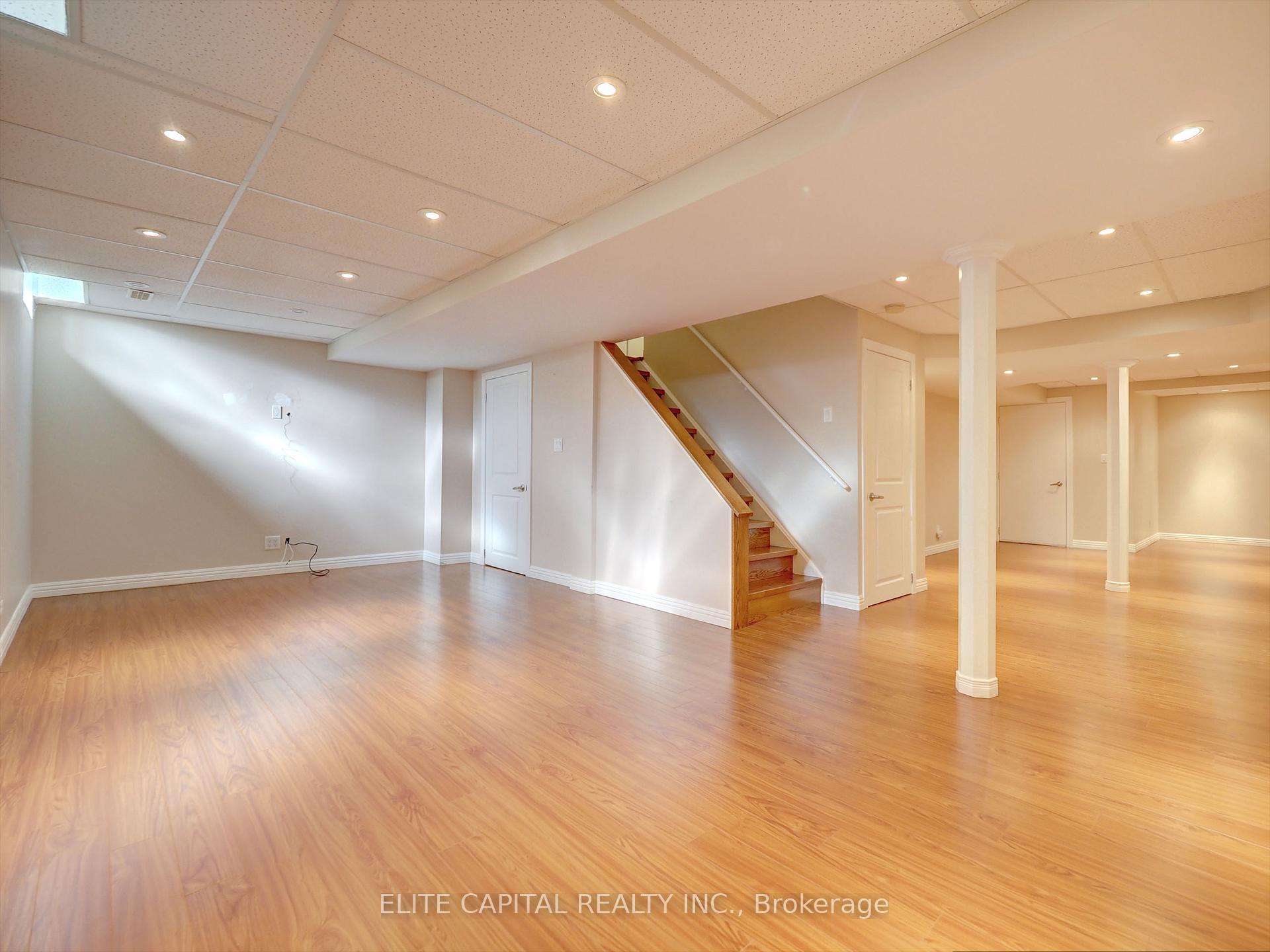 Photo 14 of 13 Wilcliff Court, Markham, Greensborough — HOMEH