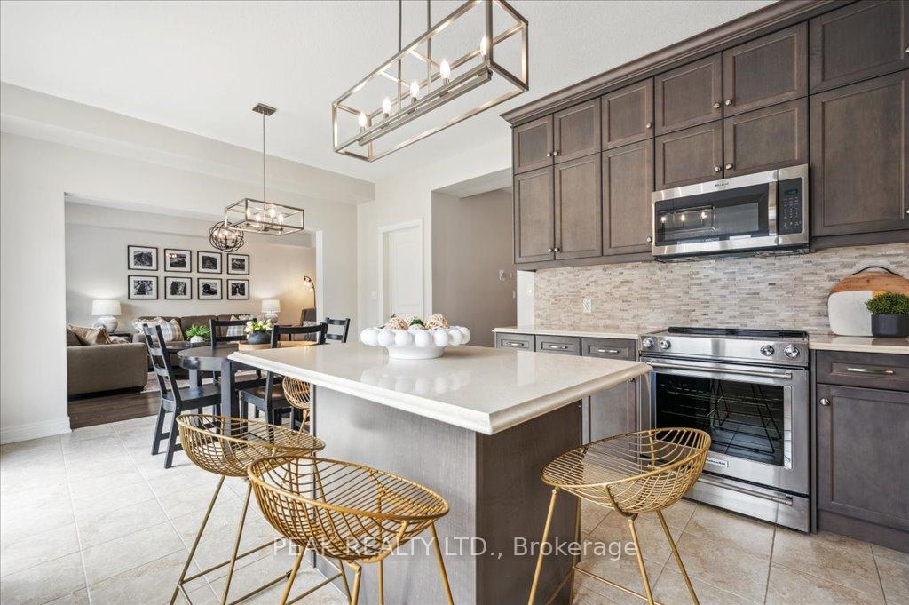 Photo 10 of 133 Eaglecrest Street, Kitchener — HOMEH