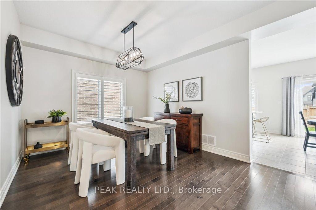Photo 12 of 133 Eaglecrest Street, Kitchener — HOMEH