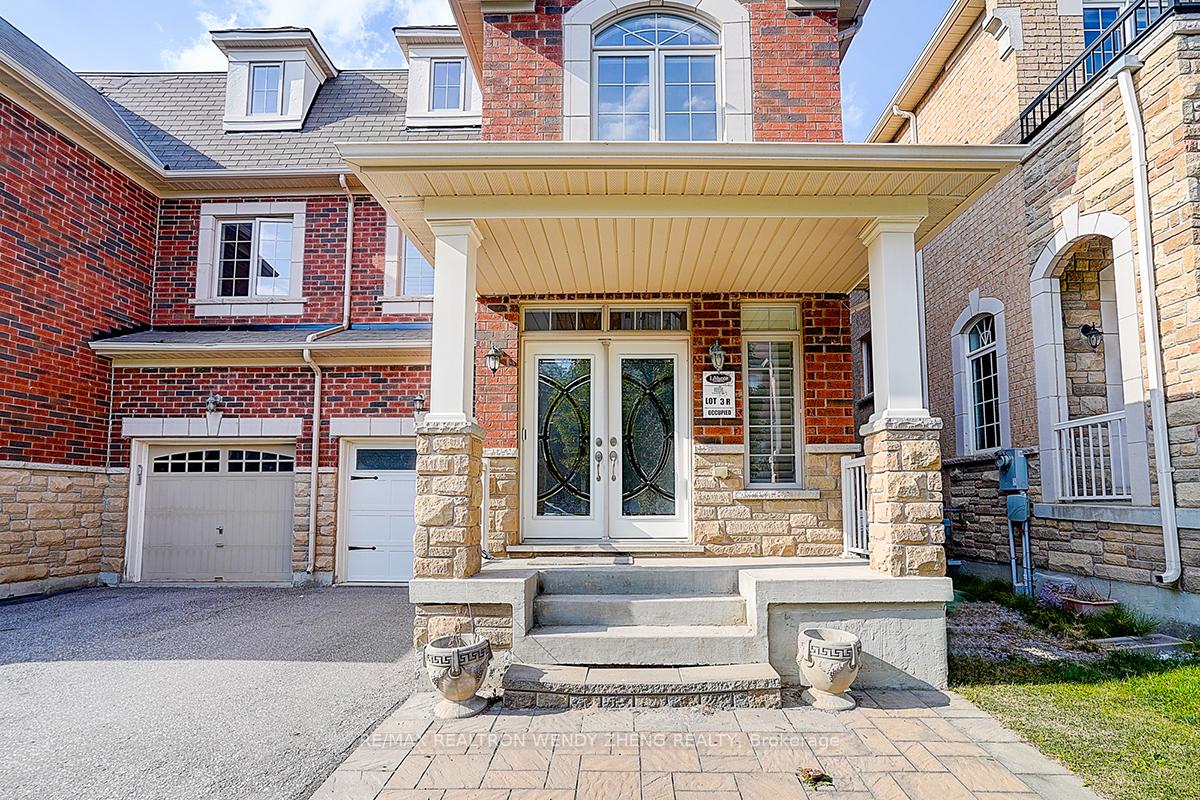 Photo 2 of 116 Livante Court, Markham, Victoria Square — HOMEH