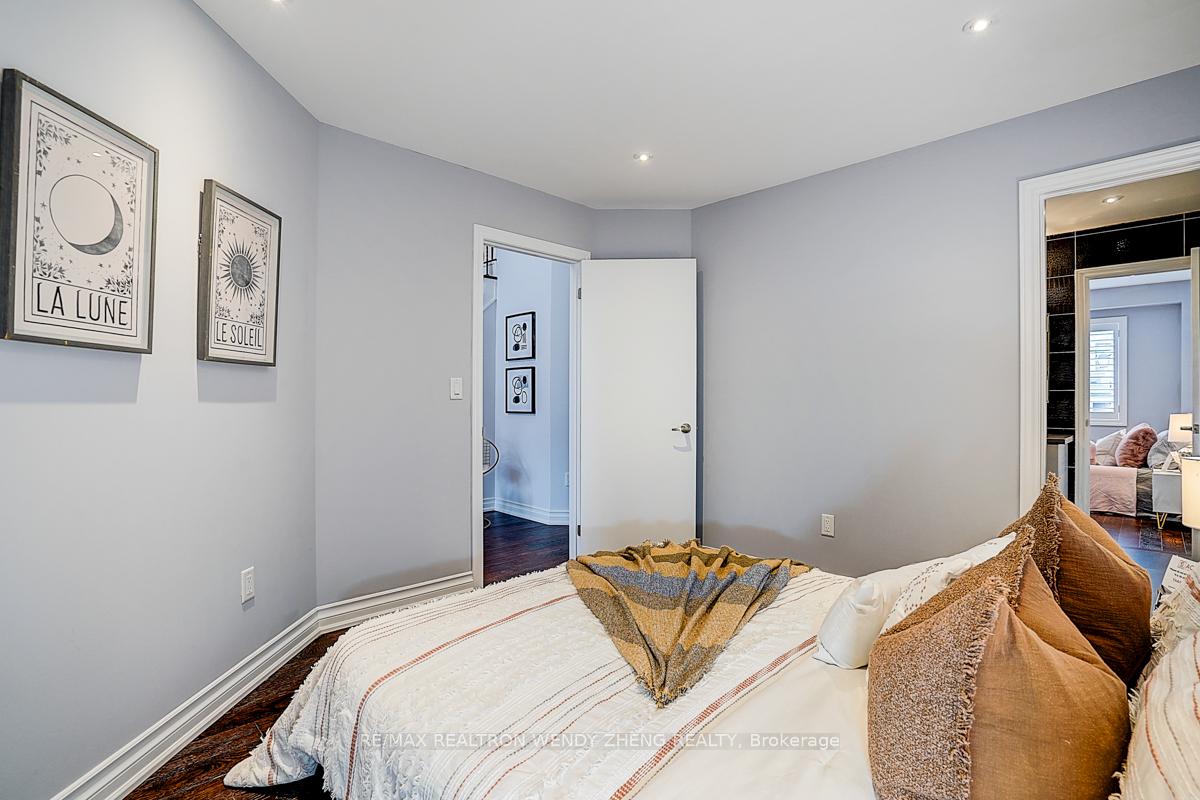 Photo 21 of 116 Livante Court, Markham, Victoria Square — HOMEH