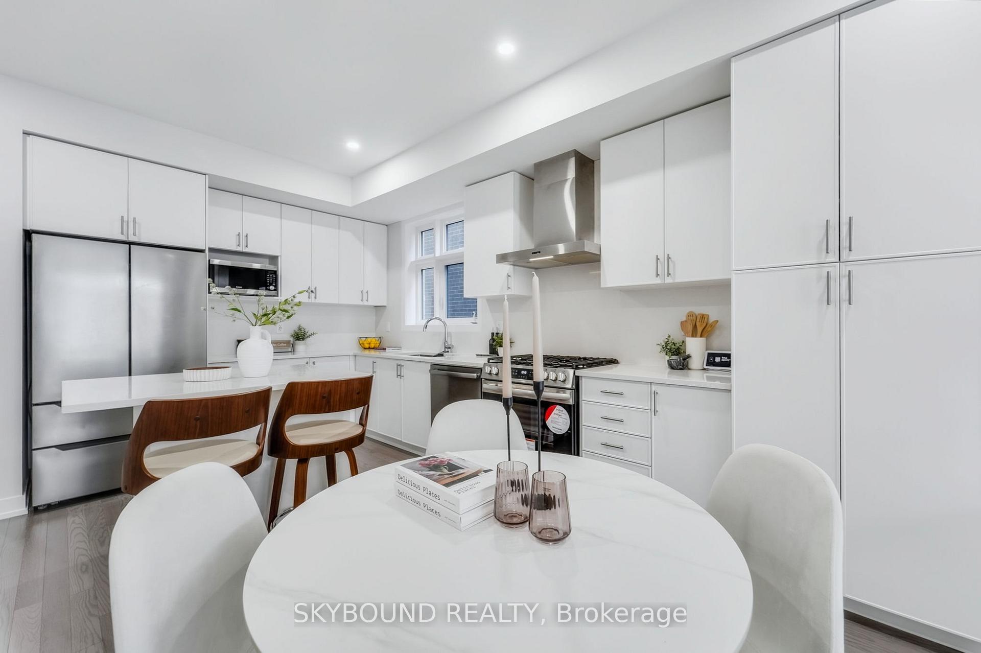 Photo 10 of 1818 Donald Cousens Parkway, Markham, Cornell — HOMEH
