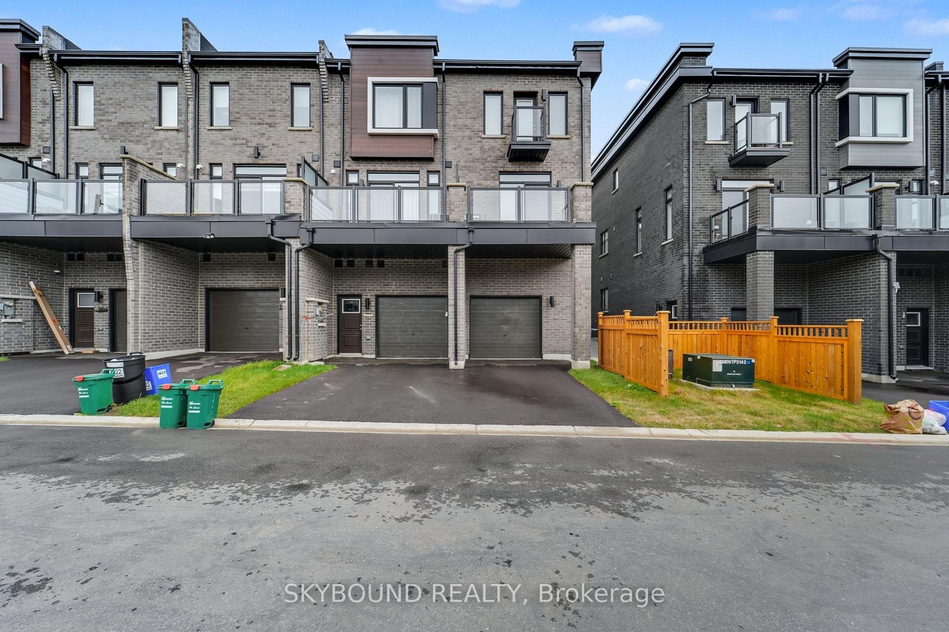 Photo 32 of 1818 Donald Cousens Parkway, Markham, Cornell — HOMEH