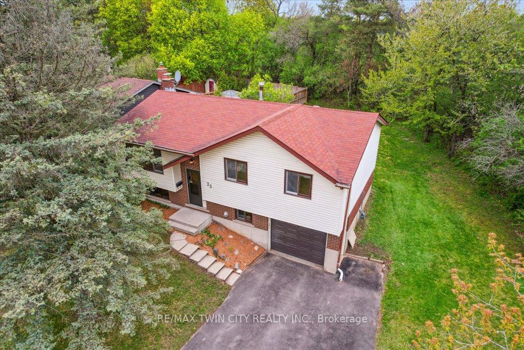 Photo 28 of 23 Black Walnut Drive, Kitchener — HOMEH