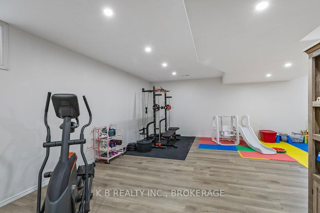 Photo 32 of 1465 Evergreen Drive, Kingston, City Northwest — HOMEH