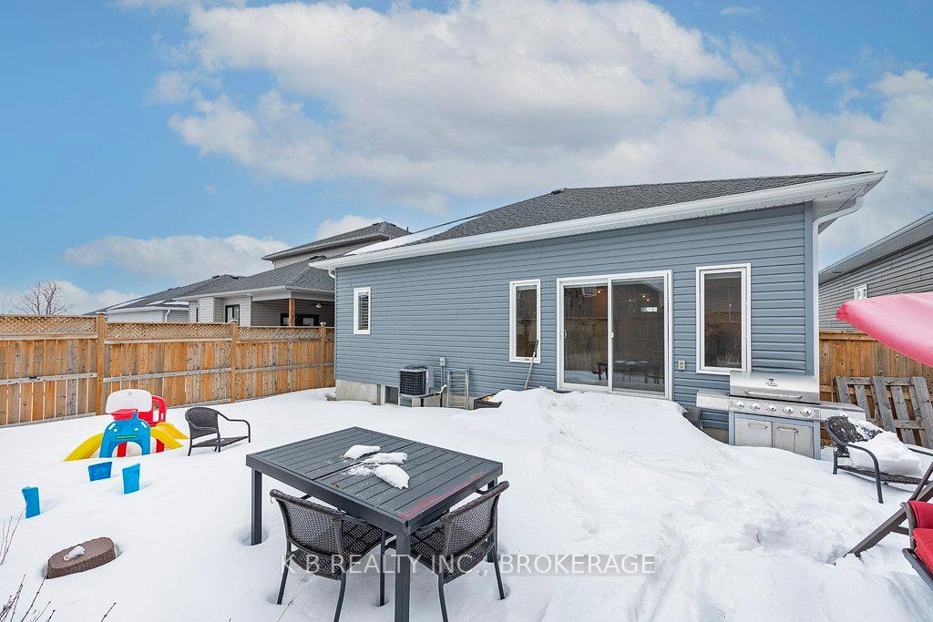 Photo 45 of 1465 Evergreen Drive, Kingston, City Northwest — HOMEH