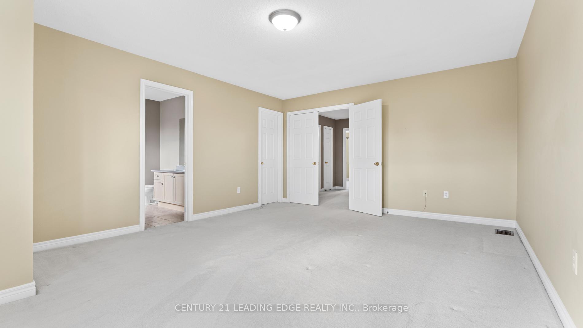Photo 10 of 38 William Grant Road, Markham, Greensborough — HOMEH