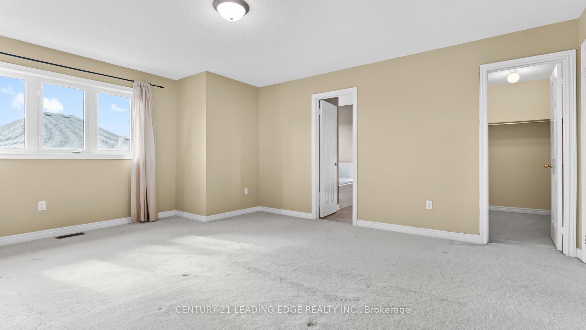 Photo 11 of 38 William Grant Road, Markham, Greensborough — HOMEH