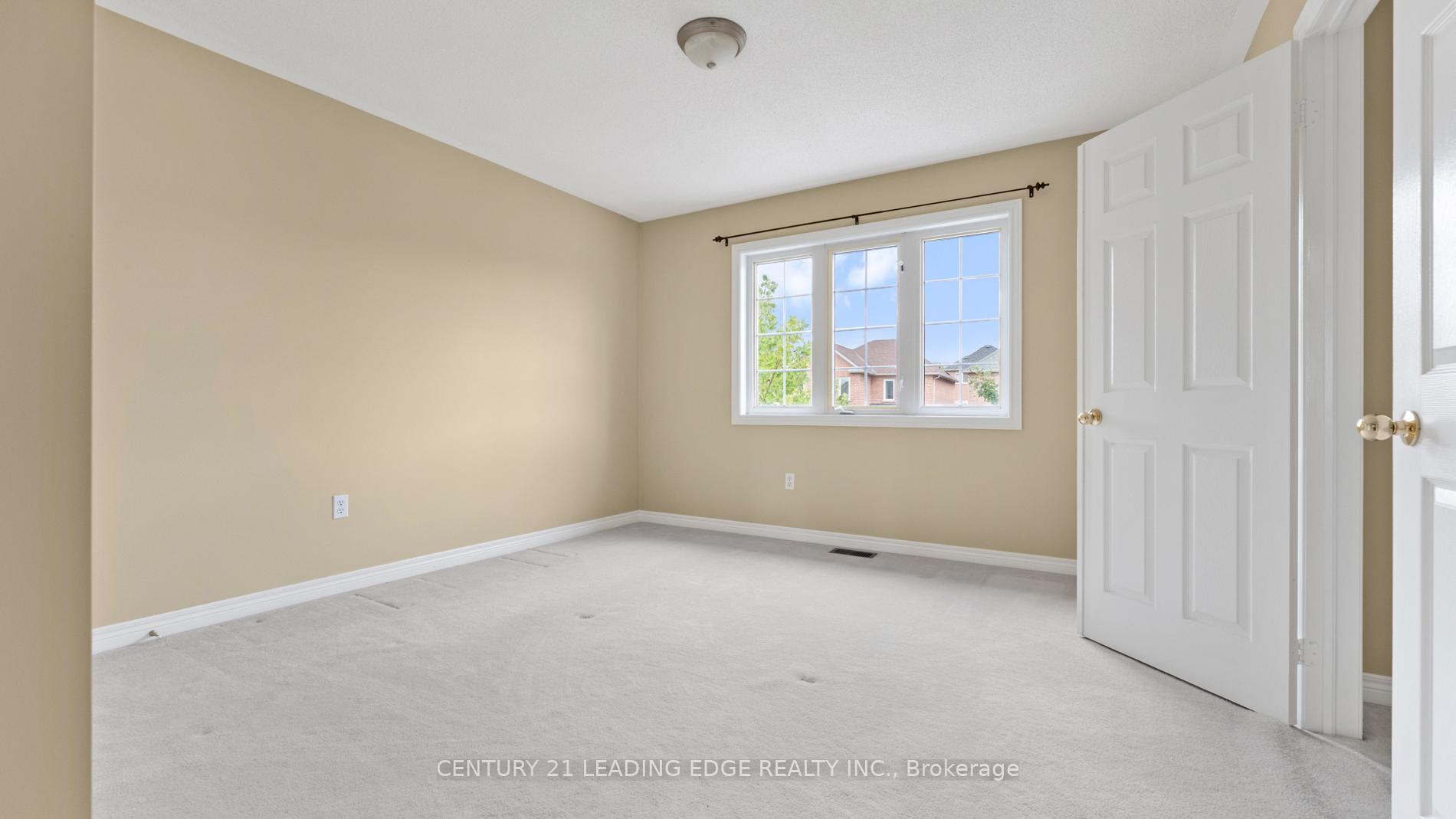 Photo 14 of 38 William Grant Road, Markham, Greensborough — HOMEH