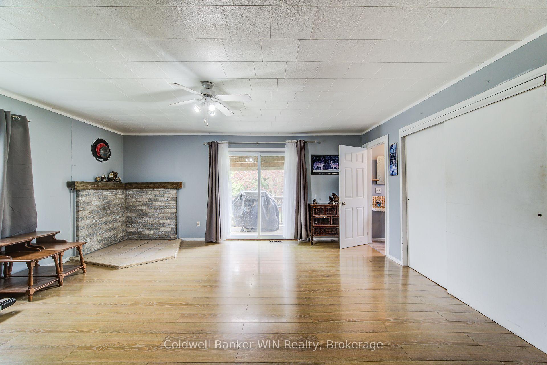 Photo 16 of 15 Clarke Street N, Minto — HOMEH
