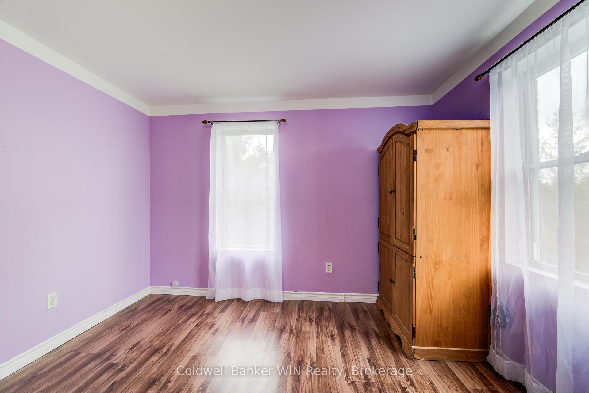 Photo 28 of 15 Clarke Street N, Minto — HOMEH