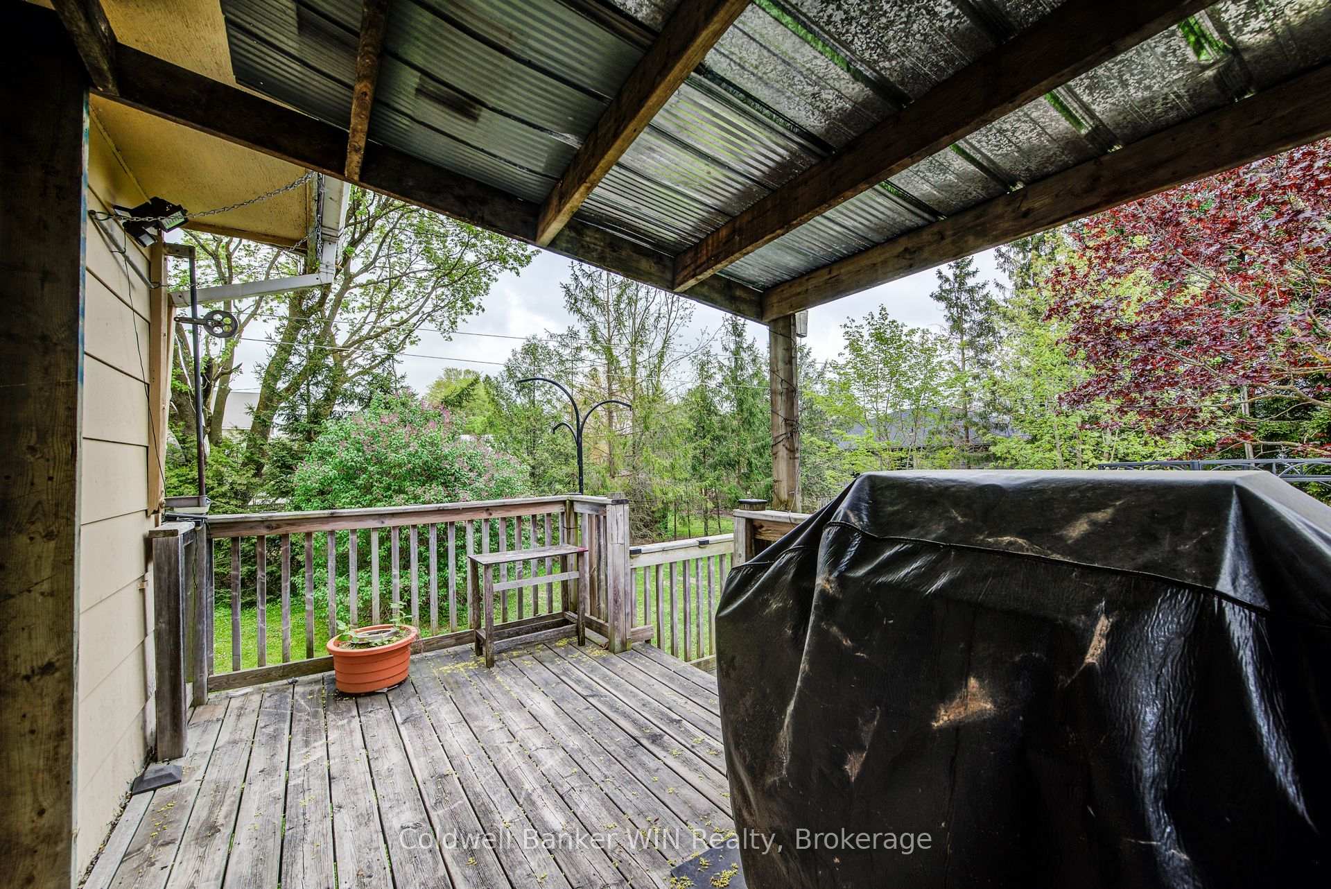 Photo 33 of 15 Clarke Street N, Minto — HOMEH