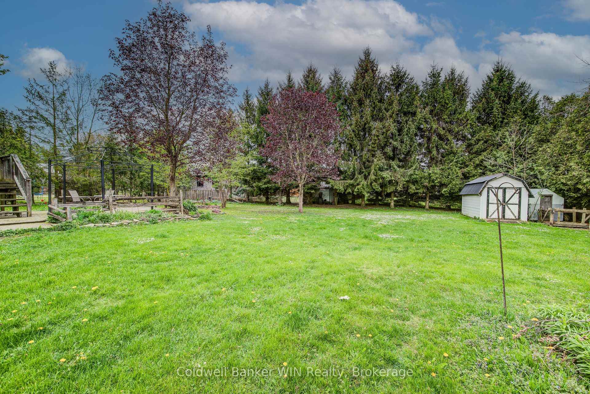 Photo 36 of 15 Clarke Street N, Minto — HOMEH