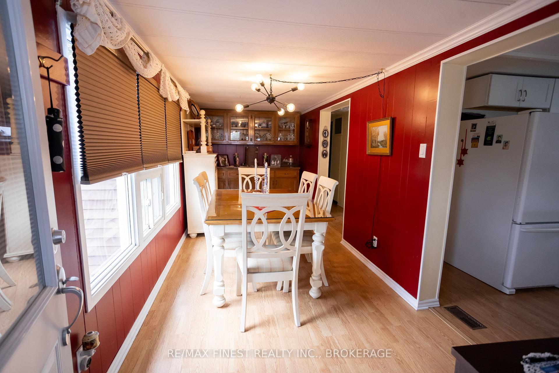 Photo 9 of 43 Worthington Way, Kingston, Rideau — HOMEH