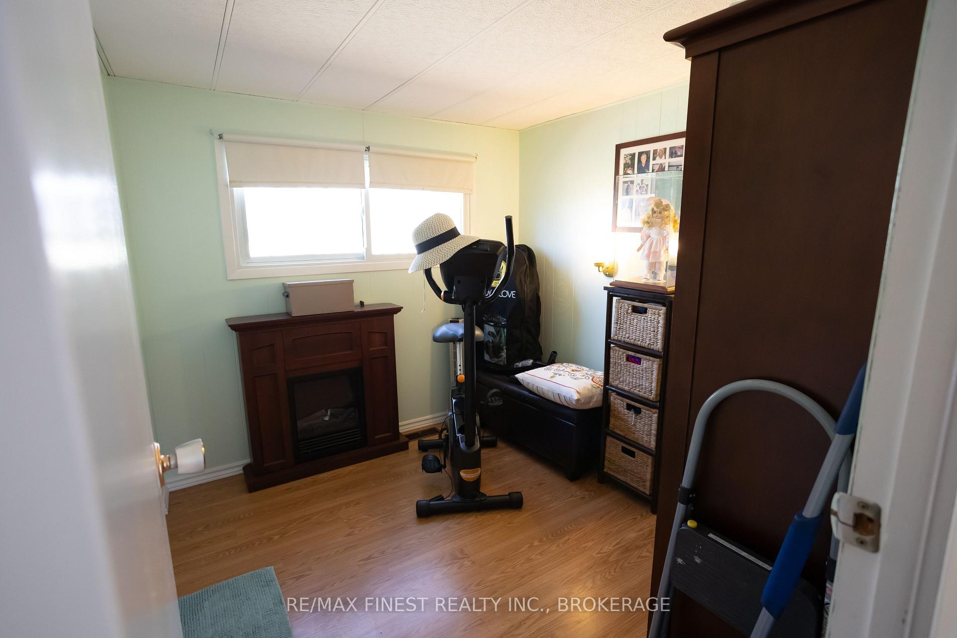 Photo 15 of 43 Worthington Way, Kingston, Rideau — HOMEH