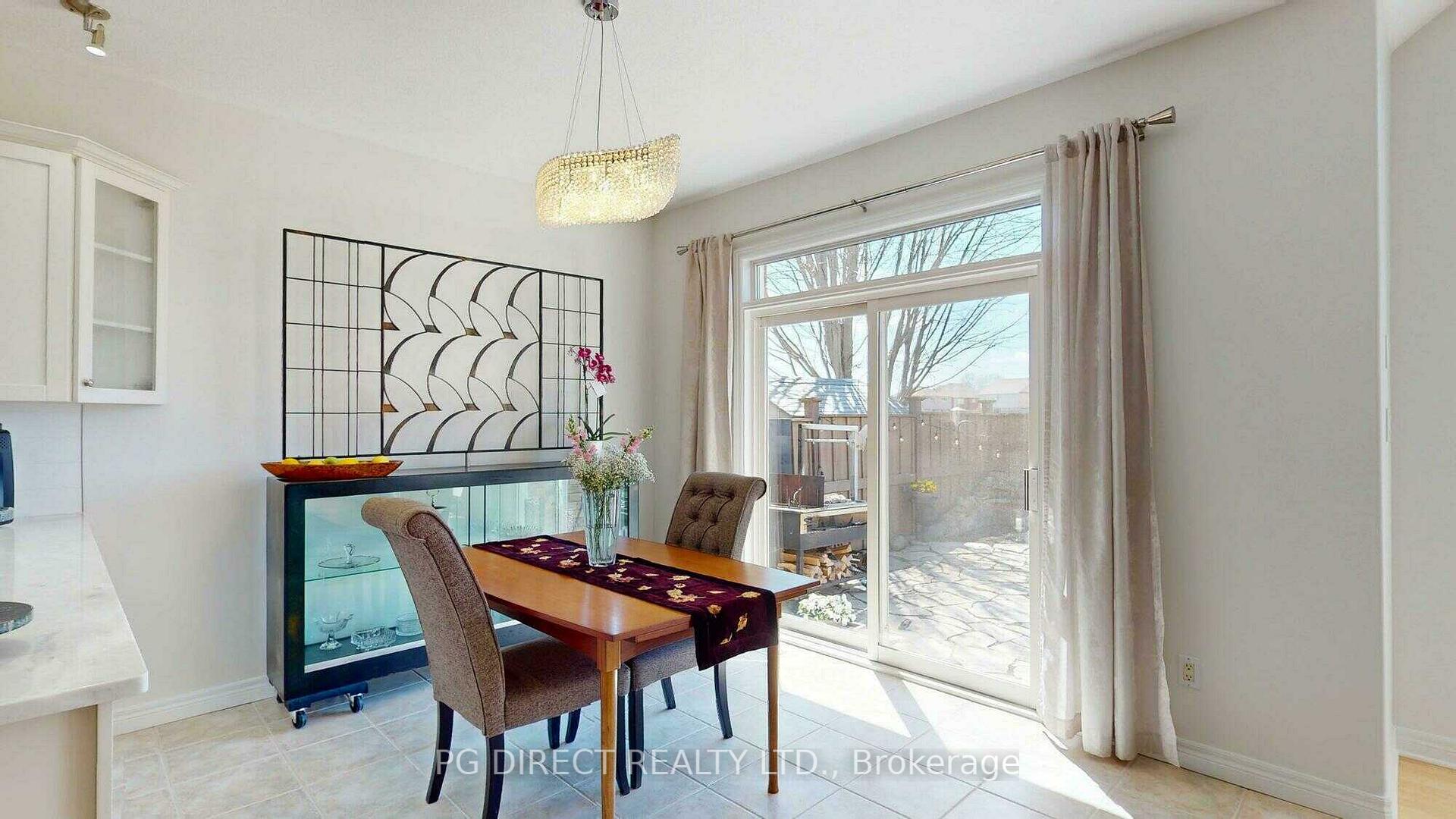 Photo 4 of 242 Hawkswood Drive, Kitchener — HOMEH