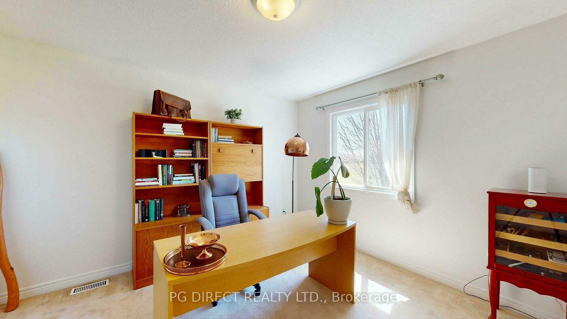 Photo 14 of 242 Hawkswood Drive, Kitchener — HOMEH