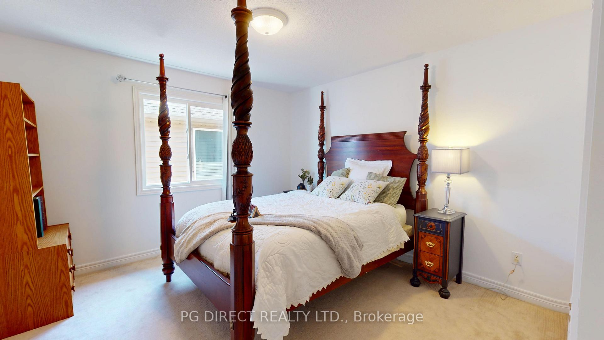 Photo 15 of 242 Hawkswood Drive, Kitchener — HOMEH