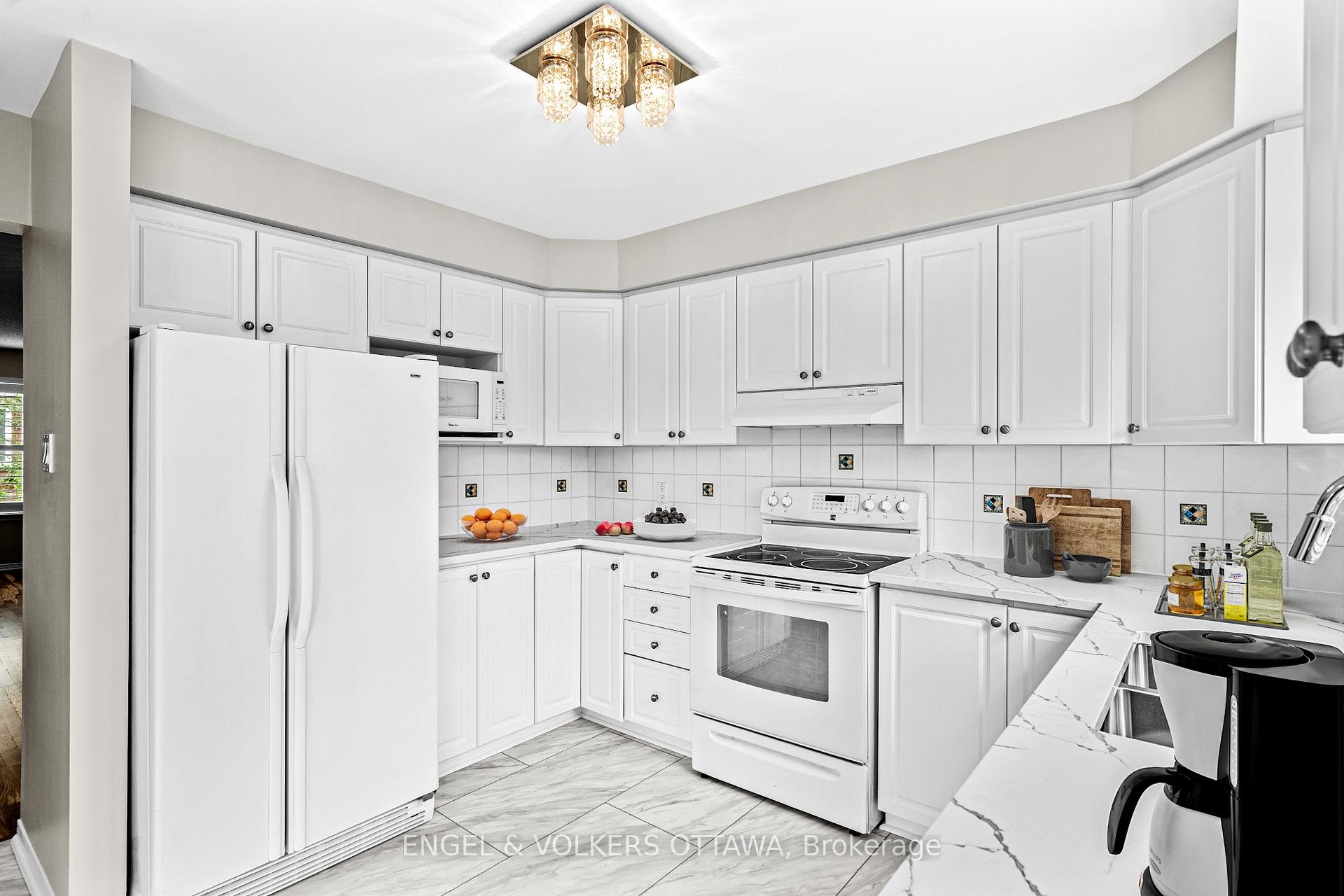 Photo 9 of Unit 260, 90 Edenvale Drive, Ottawa, Kanata - Beaverbrook — HOMEH