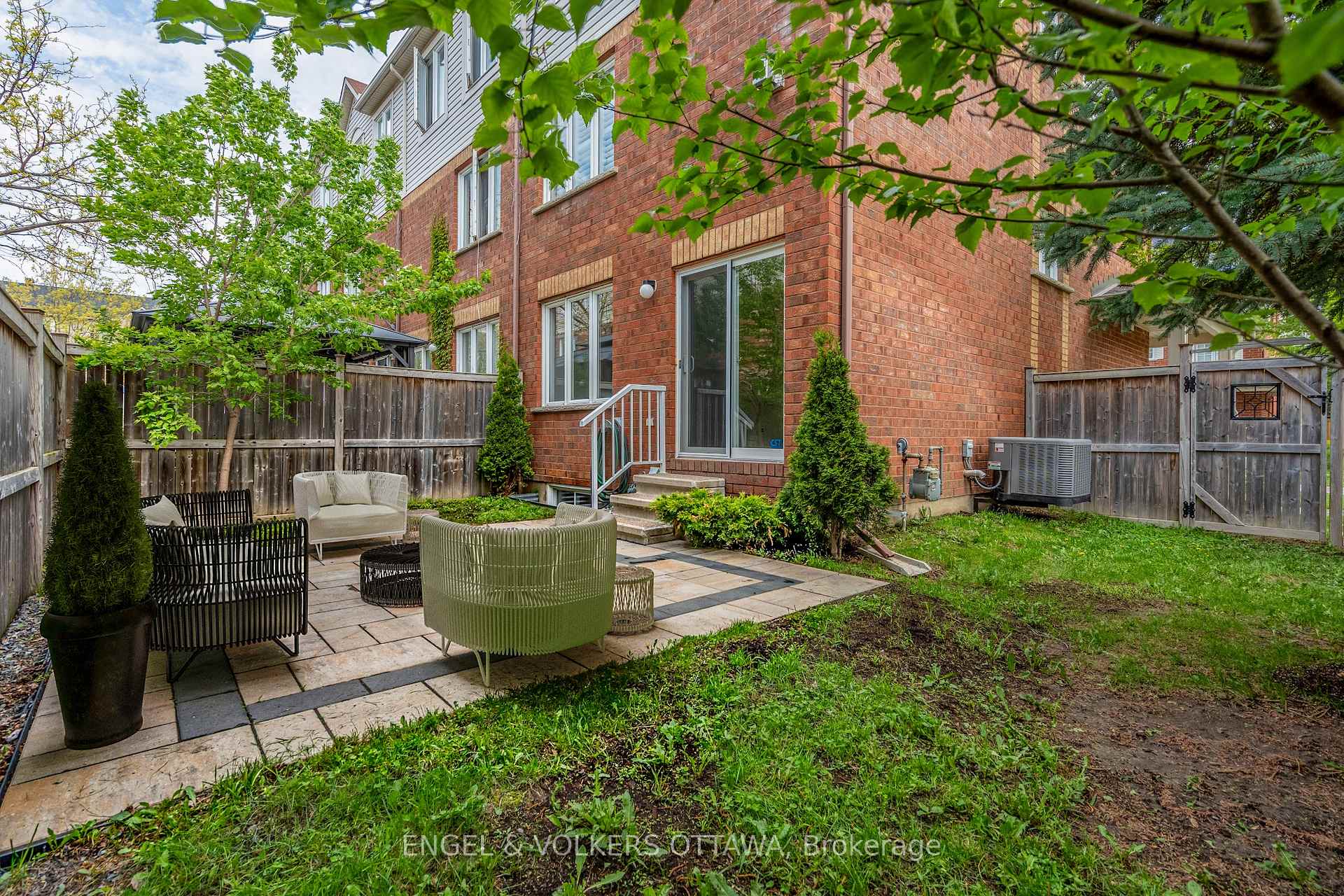 Photo 18 of Unit 260, 90 Edenvale Drive, Ottawa, Kanata - Beaverbrook — HOMEH