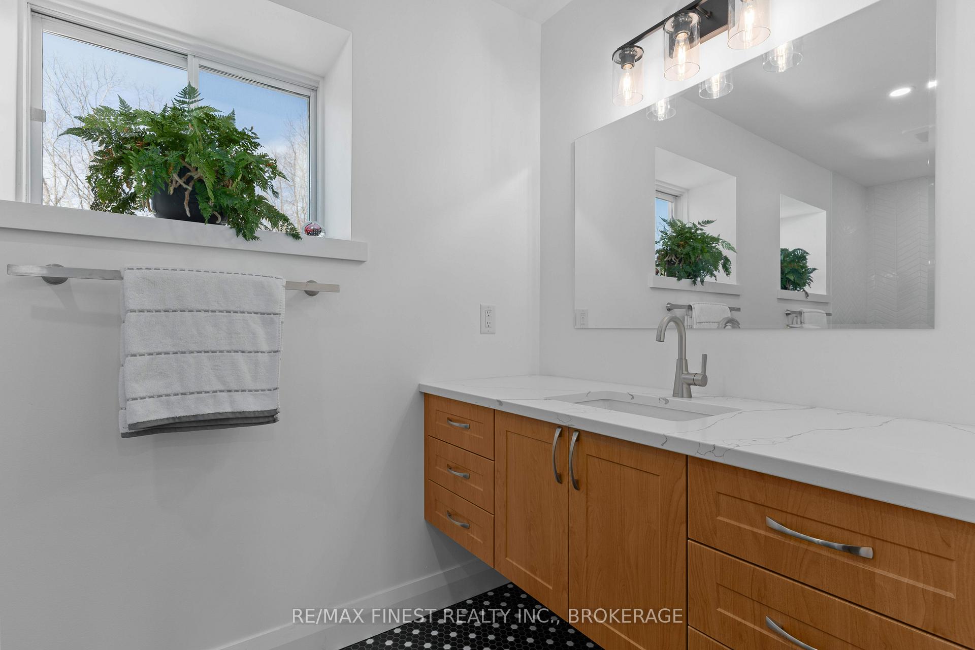 Photo 35 of 281 Welborne Avenue, Kingston, City Southwest — HOMEH