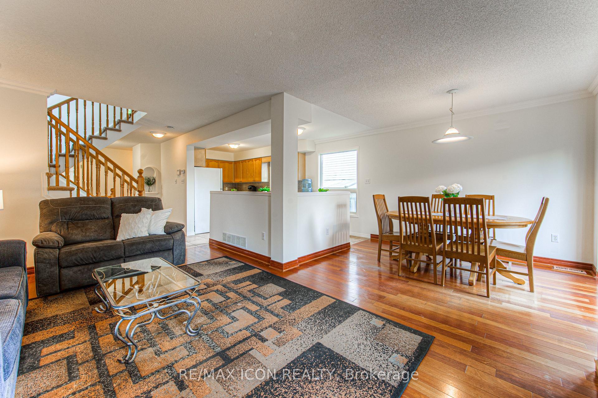 Photo 7 of 45 Bancroft Street, Kitchener — HOMEH
