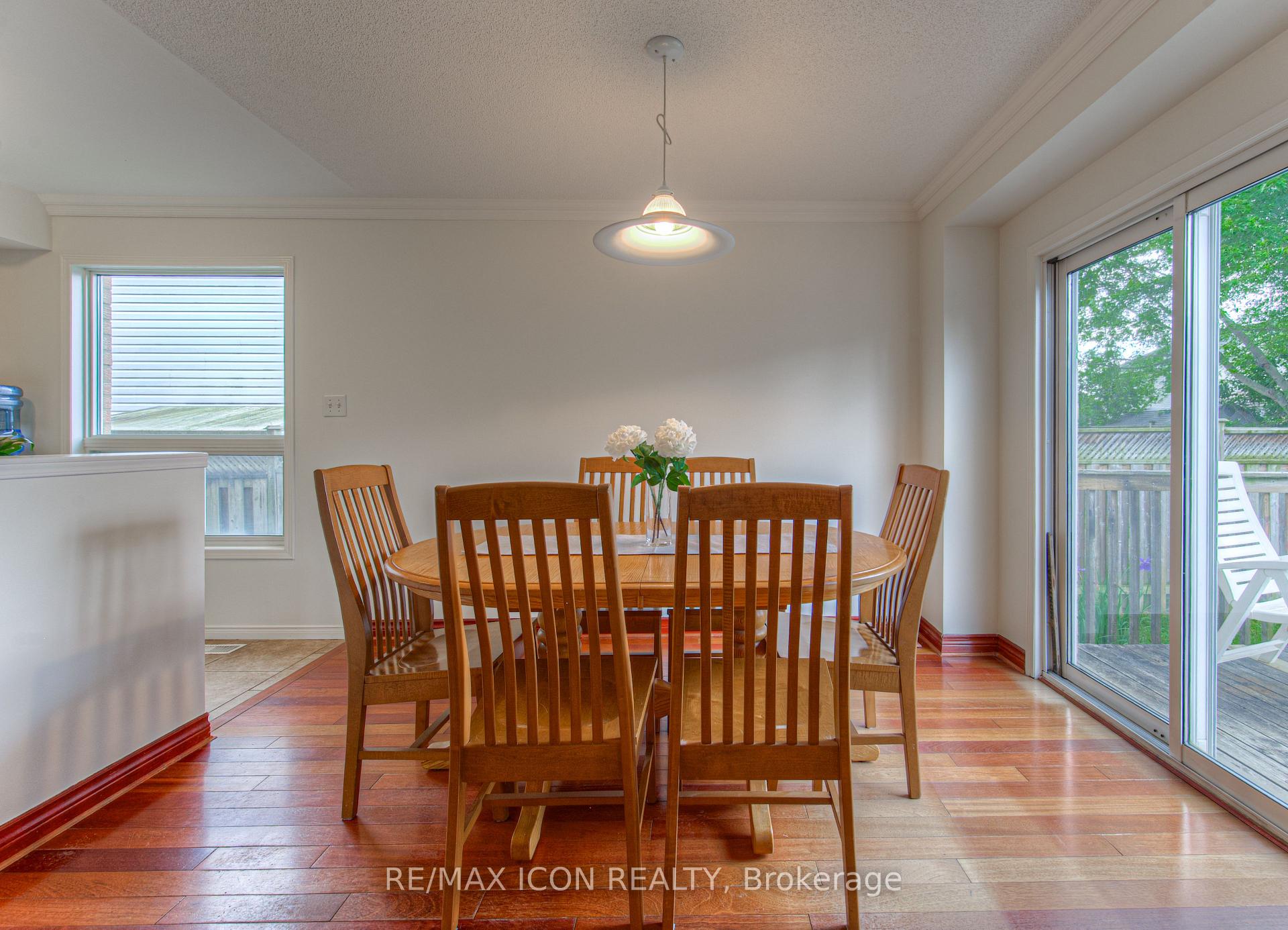 Photo 10 of 45 Bancroft Street, Kitchener — HOMEH