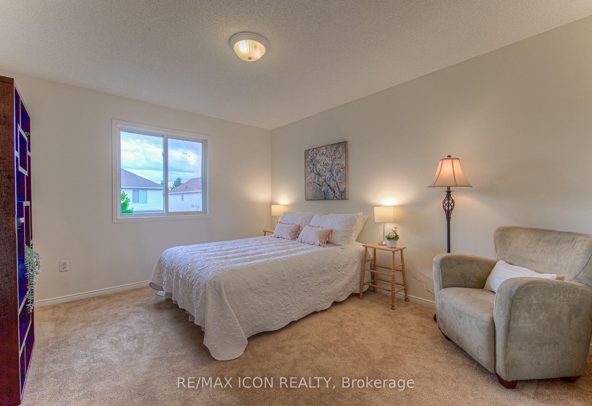 Photo 21 of 45 Bancroft Street, Kitchener — HOMEH