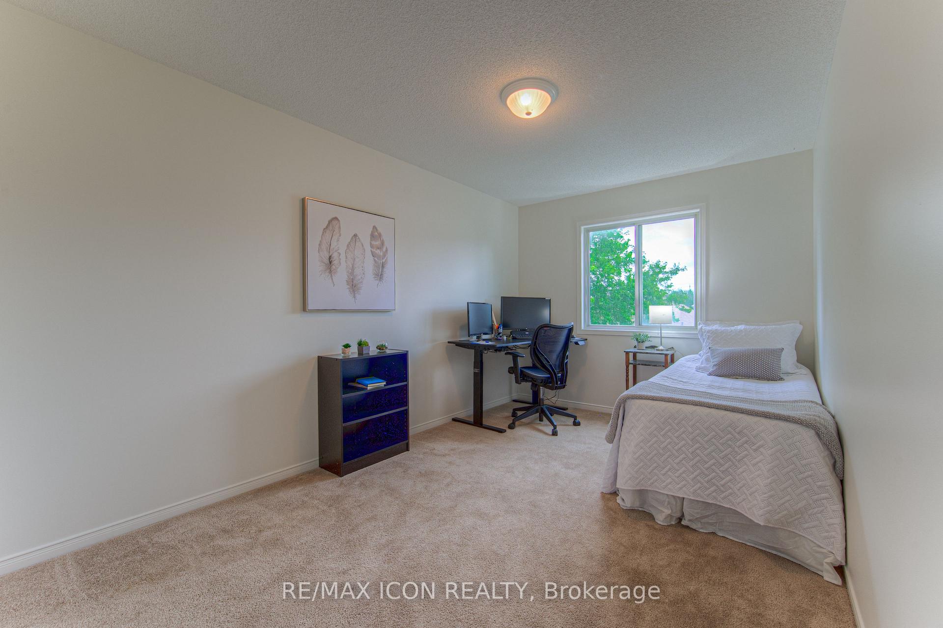 Photo 23 of 45 Bancroft Street, Kitchener — HOMEH