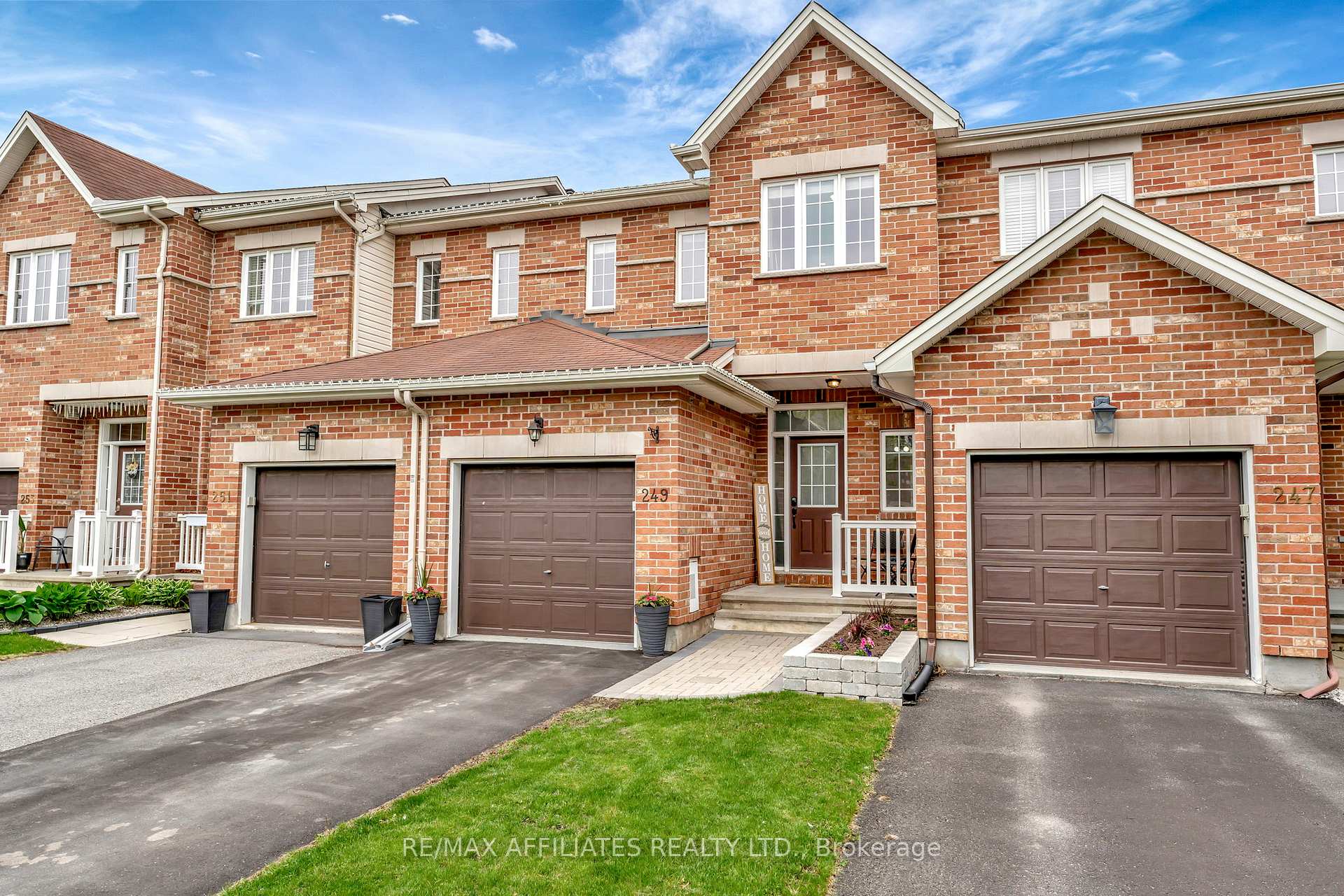 Photo 2 of 249 Waymark Crescent, Ottawa, Kanata - Bridlewood — HOMEH