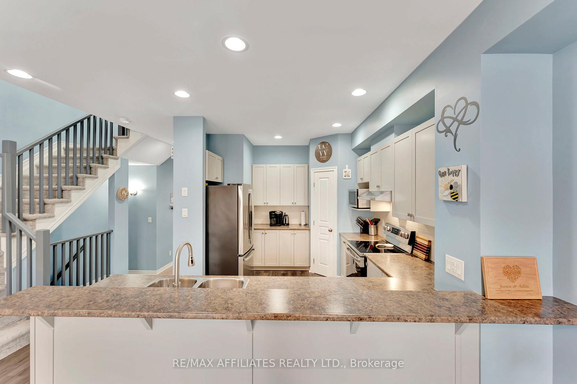 Photo 8 of 249 Waymark Crescent, Ottawa, Kanata - Bridlewood — HOMEH