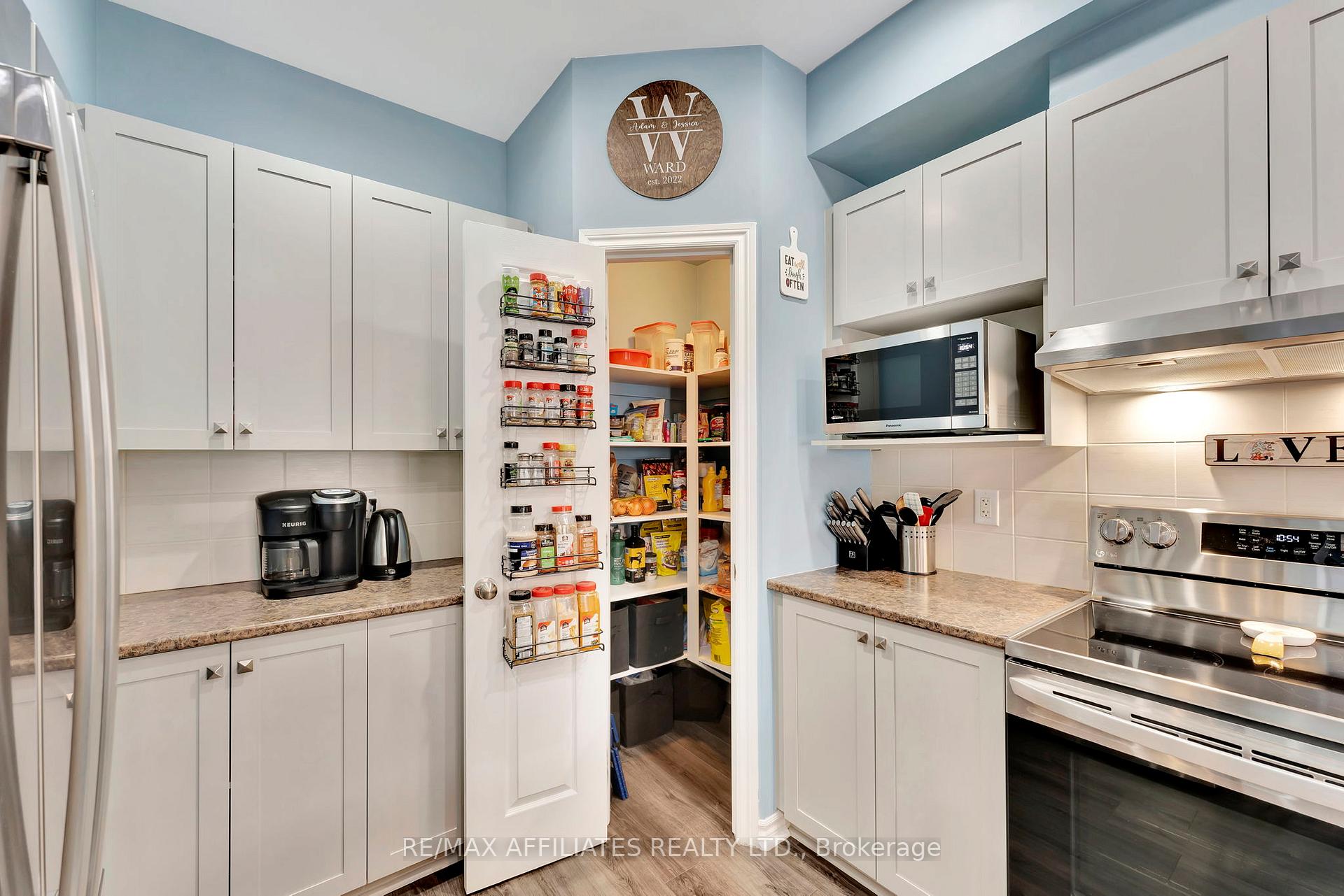 Photo 10 of 249 Waymark Crescent, Ottawa, Kanata - Bridlewood — HOMEH