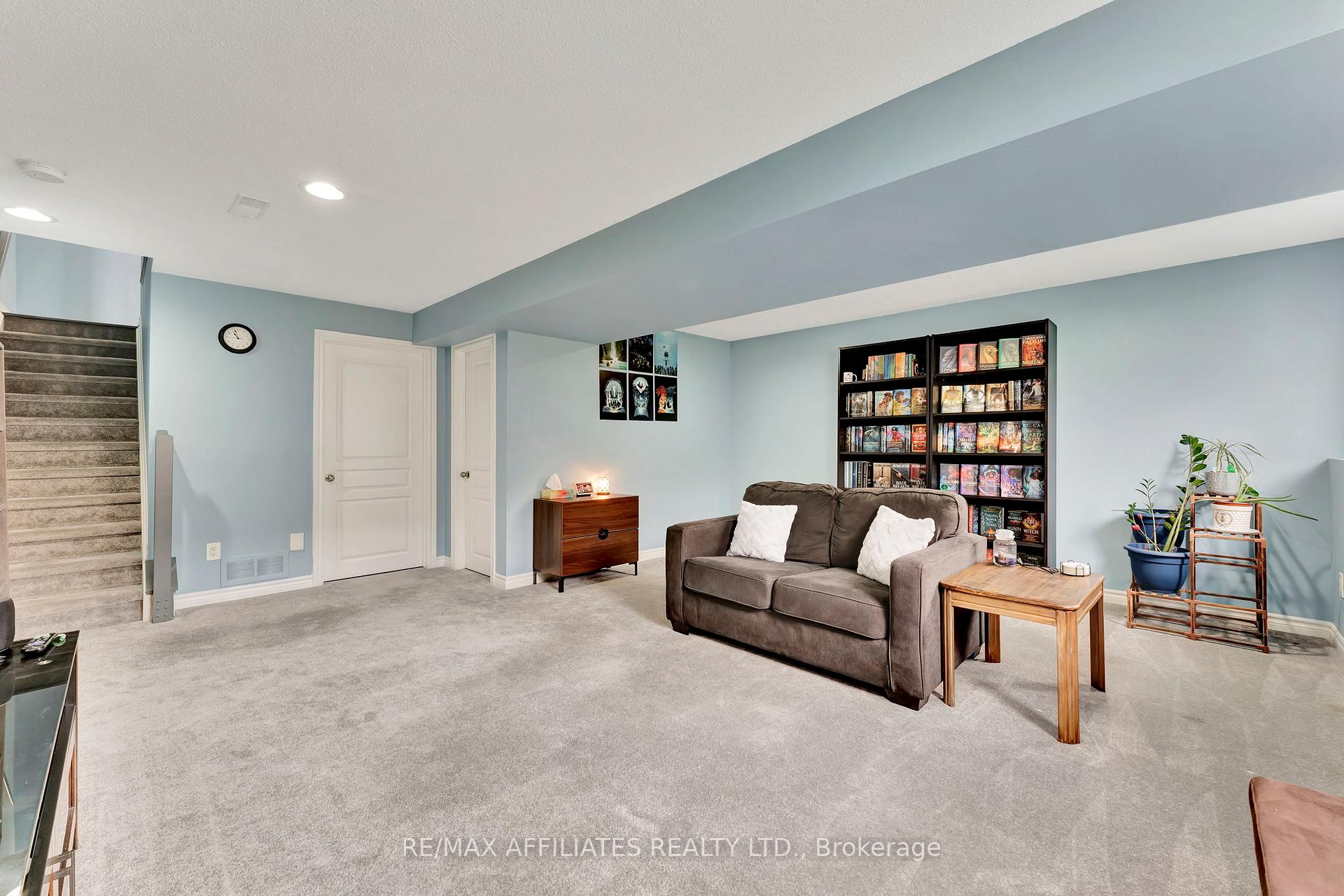 Photo 33 of 249 Waymark Crescent, Ottawa, Kanata - Bridlewood — HOMEH