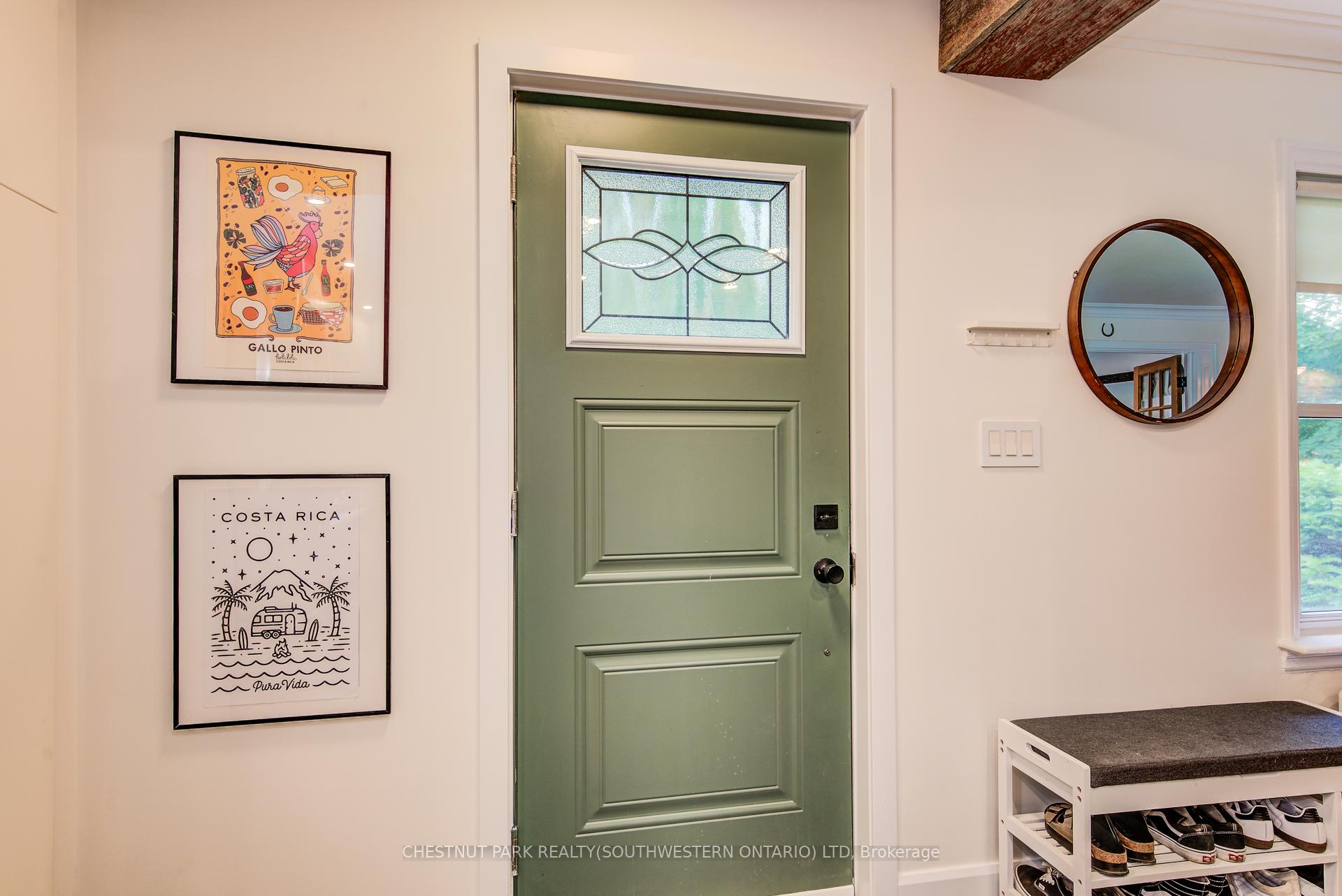 Photo 4 of 256 Mansion Street, Kitchener — HOMEH