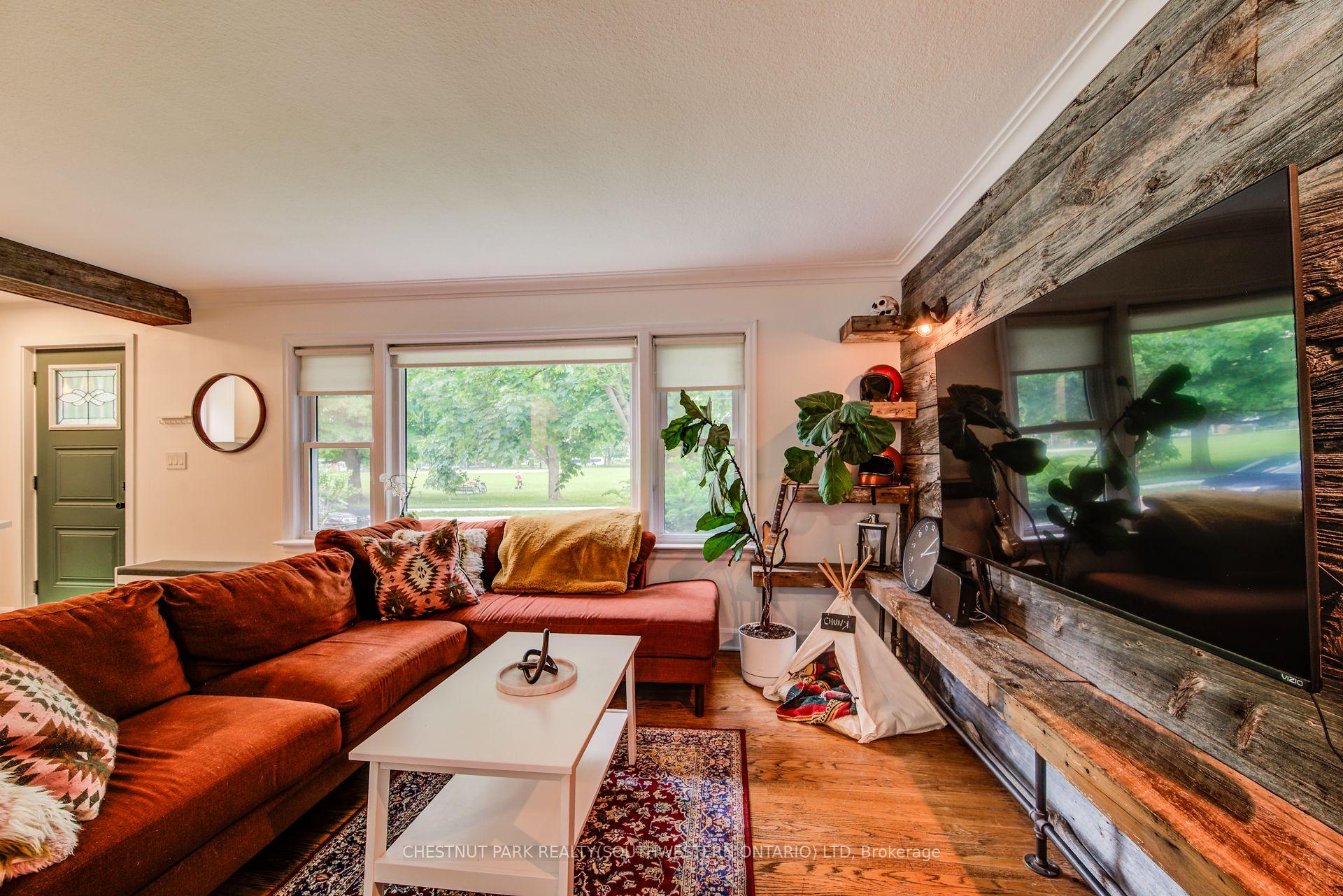 Photo 15 of 256 Mansion Street, Kitchener — HOMEH