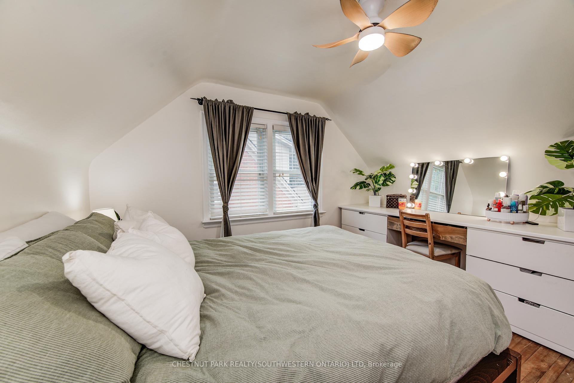 Photo 27 of 256 Mansion Street, Kitchener — HOMEH