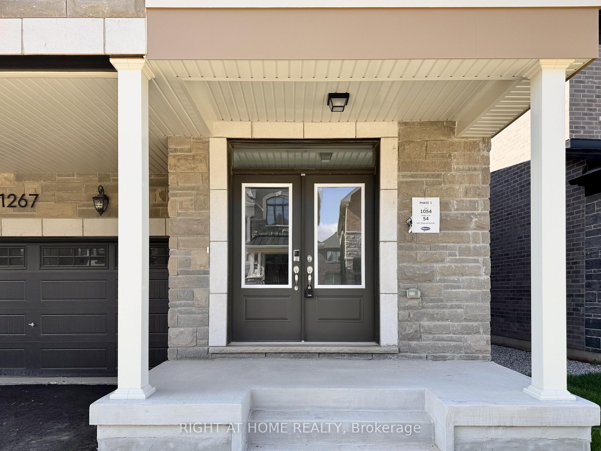 Photo 4 of 1267 Temperance Crescent, Milton, Bowes — HOMEH