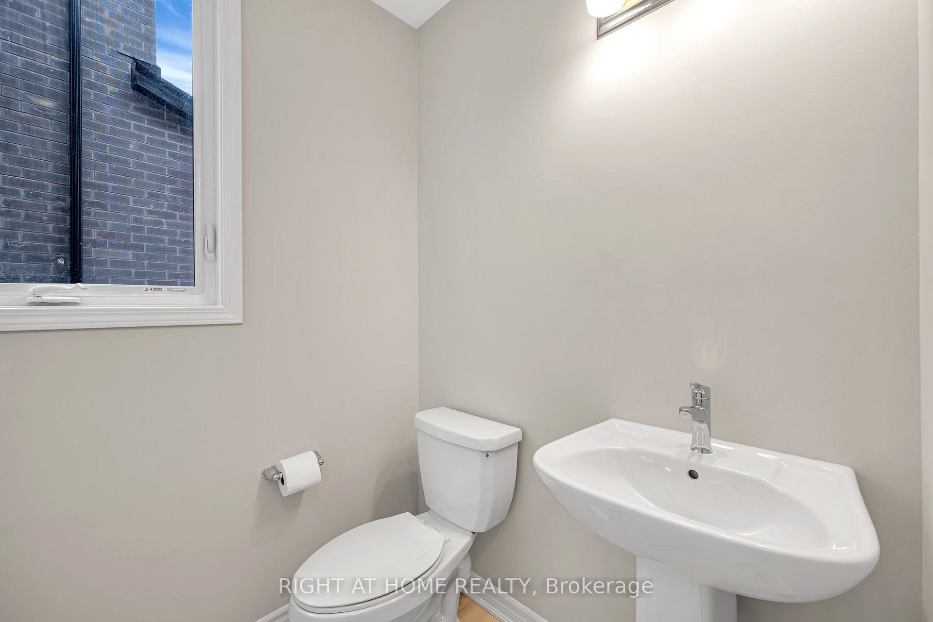 Photo 8 of 1267 Temperance Crescent, Milton, Bowes — HOMEH