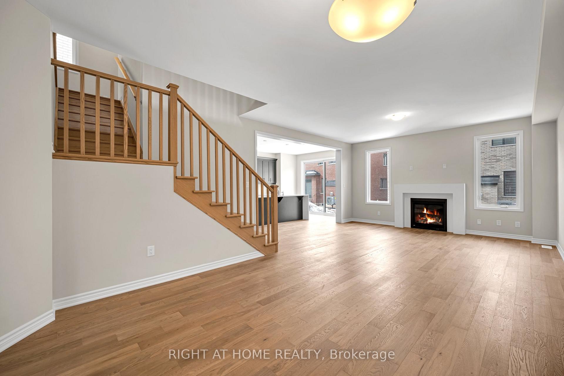 Photo 11 of 1267 Temperance Crescent, Milton, Bowes — HOMEH