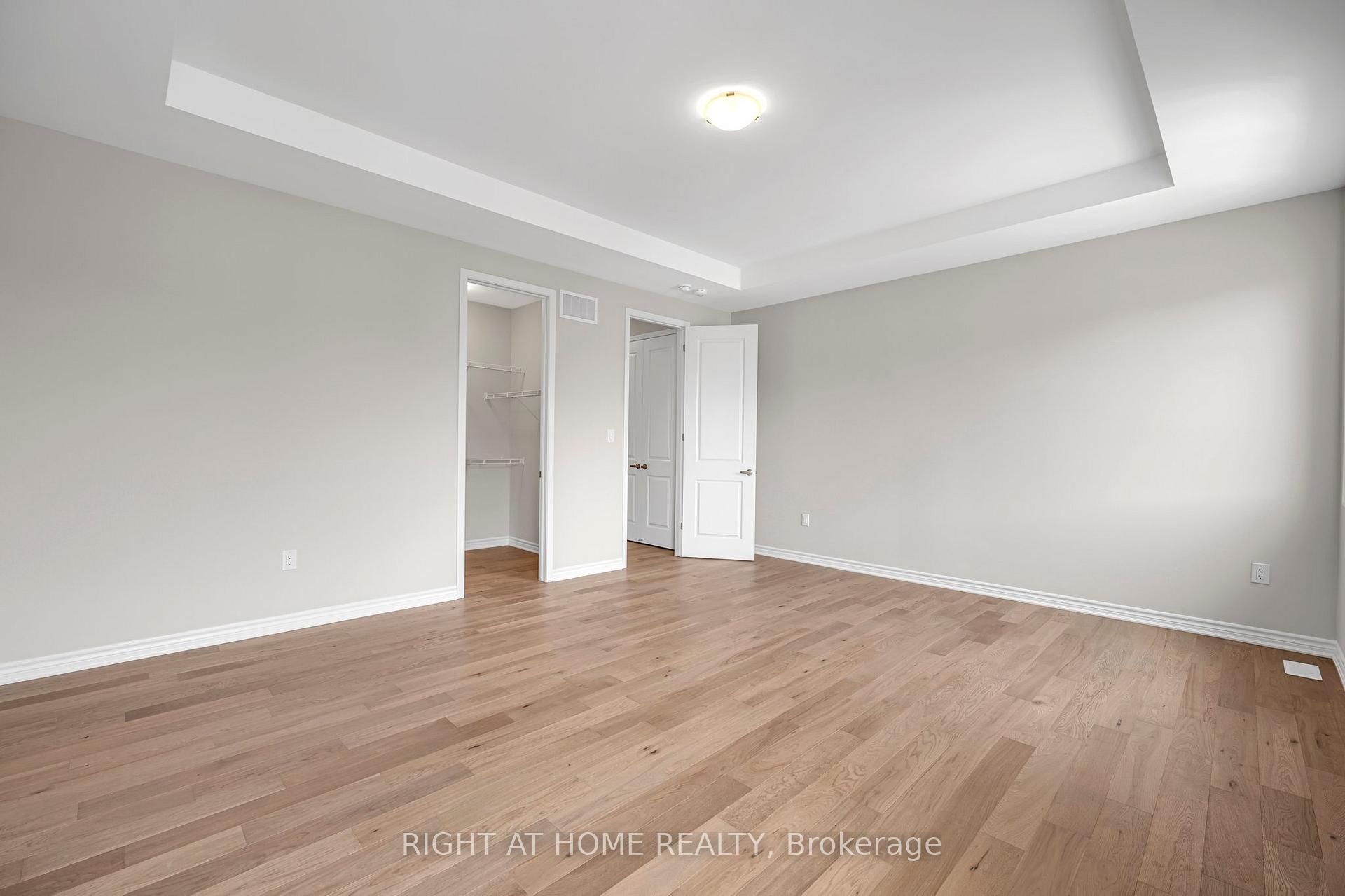Photo 28 of 1267 Temperance Crescent, Milton, Bowes — HOMEH