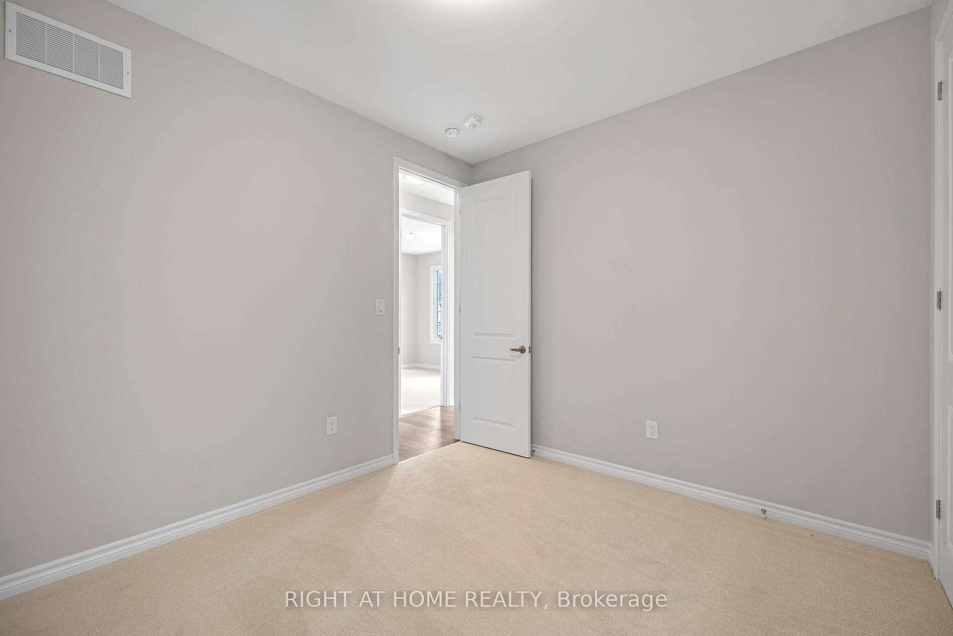 Photo 35 of 1267 Temperance Crescent, Milton, Bowes — HOMEH